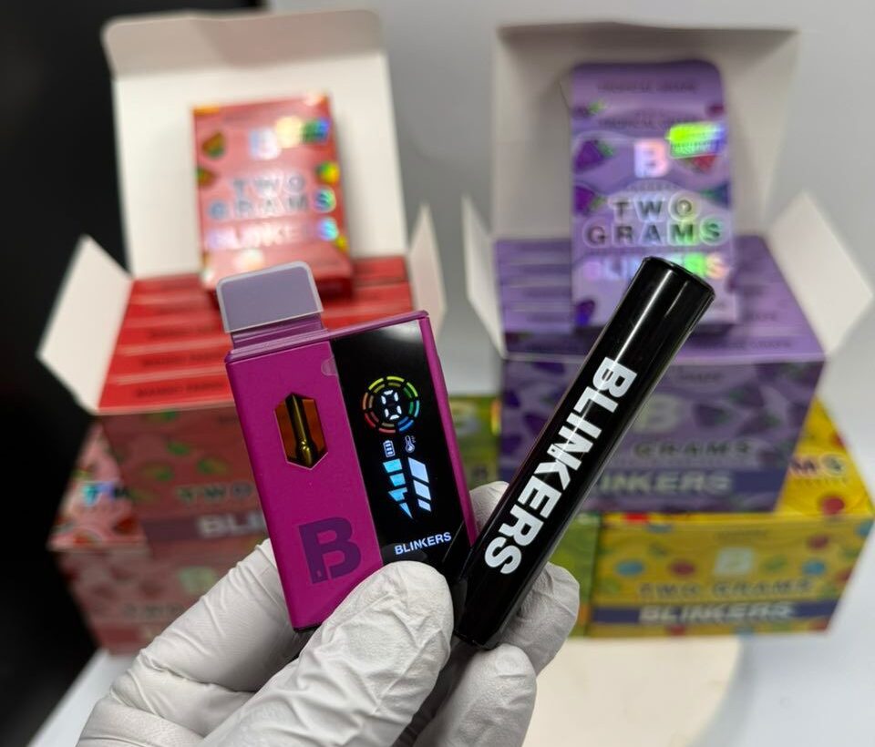 #1 Authentic Blinkers disposable 2 gram - Crybaby Disposable